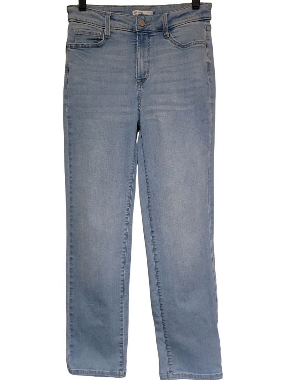 Nine West Slim Straight Light Wash Jeans Womens Size 6, Measures 29x30